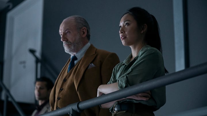 3 Body Problem. (L to R) Liam Cunningham as Wade, Jess Hong as Jin Cheng in episode 108 of 3 Body Problem. Cr. Ed Miller/Netflix © 2024
