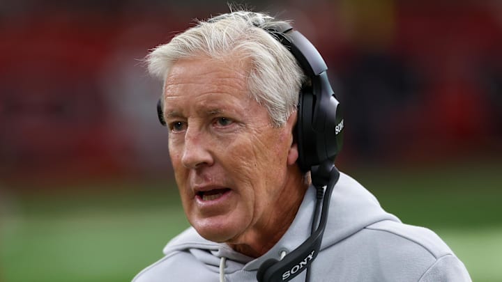Dec 21, 2025; Houston, Texas, USA ;Las Vegas Raiders head coach Pete Carroll walks the sidelines while playing against the Houston Texans in the first quarter at NRG Stadium. Mandatory Credit: Thomas Shea-Imagn Images Dec 21, 2025; Houston, Texas, USA ;Las Vegas Raiders head coach Pete Carroll walks the sidelines while playing against the Houston Texans in the first quarter at NRG Stadium. Mandatory Credit: Thomas Shea-Imagn Images
