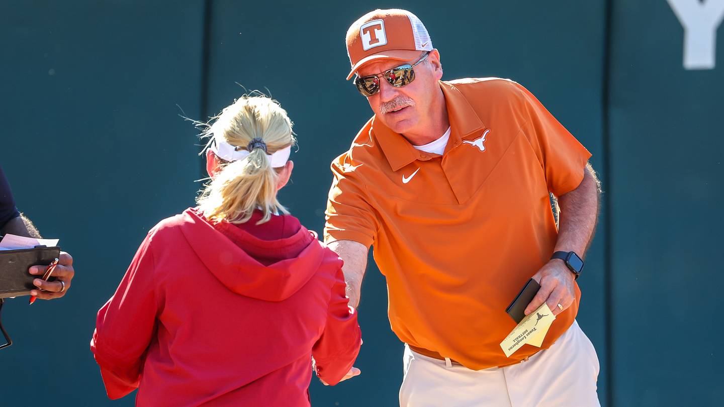 Texas strikes out on 2028 pitcher Sophia Schlader, losing to Red River rival Oklahoma