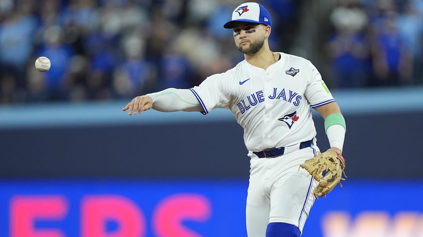 Blue Jays Defense Needs Work in Offseason After Below Average Performance