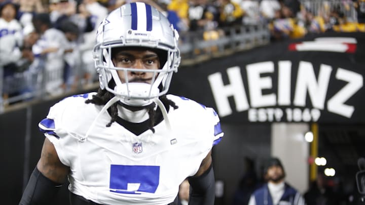 Dallas Cowboys cornerback Trevon Diggs (7) takes the field to play the Pittsburgh Steelers at Acrisure Stadium.