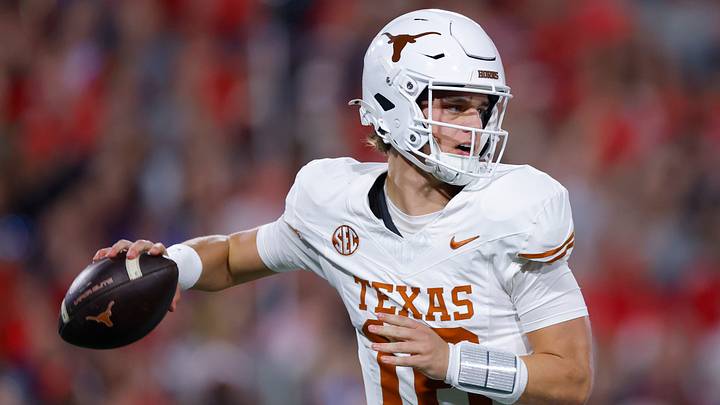 Texas Longhorns quarterback Arch Manning Texas Longhorns quarterback Arch Manning