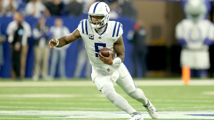 Tennessee Titans v Indianapolis Colts