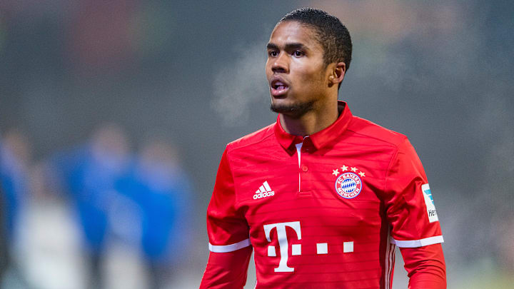 Douglas Costa im Trikot des FC Bayern
