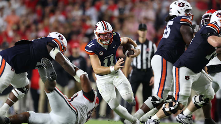 It was the same old song and dance on Saturday night for Auburn in a 20-10 loss to Georgia at Jordan-Hare Stadium