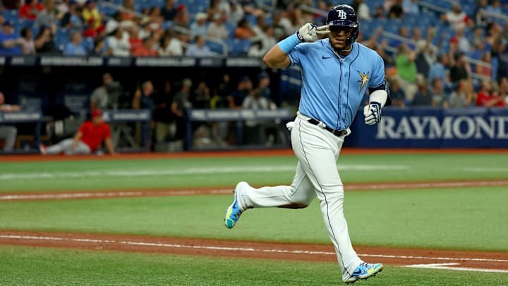 Isaac Paredes pegó su segundo jonrón del actual mes de agosto