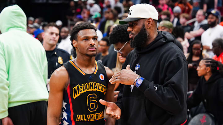 LeBron James ha dicho varias veces que sueña con jugar con su hijo Bronny en la NBA