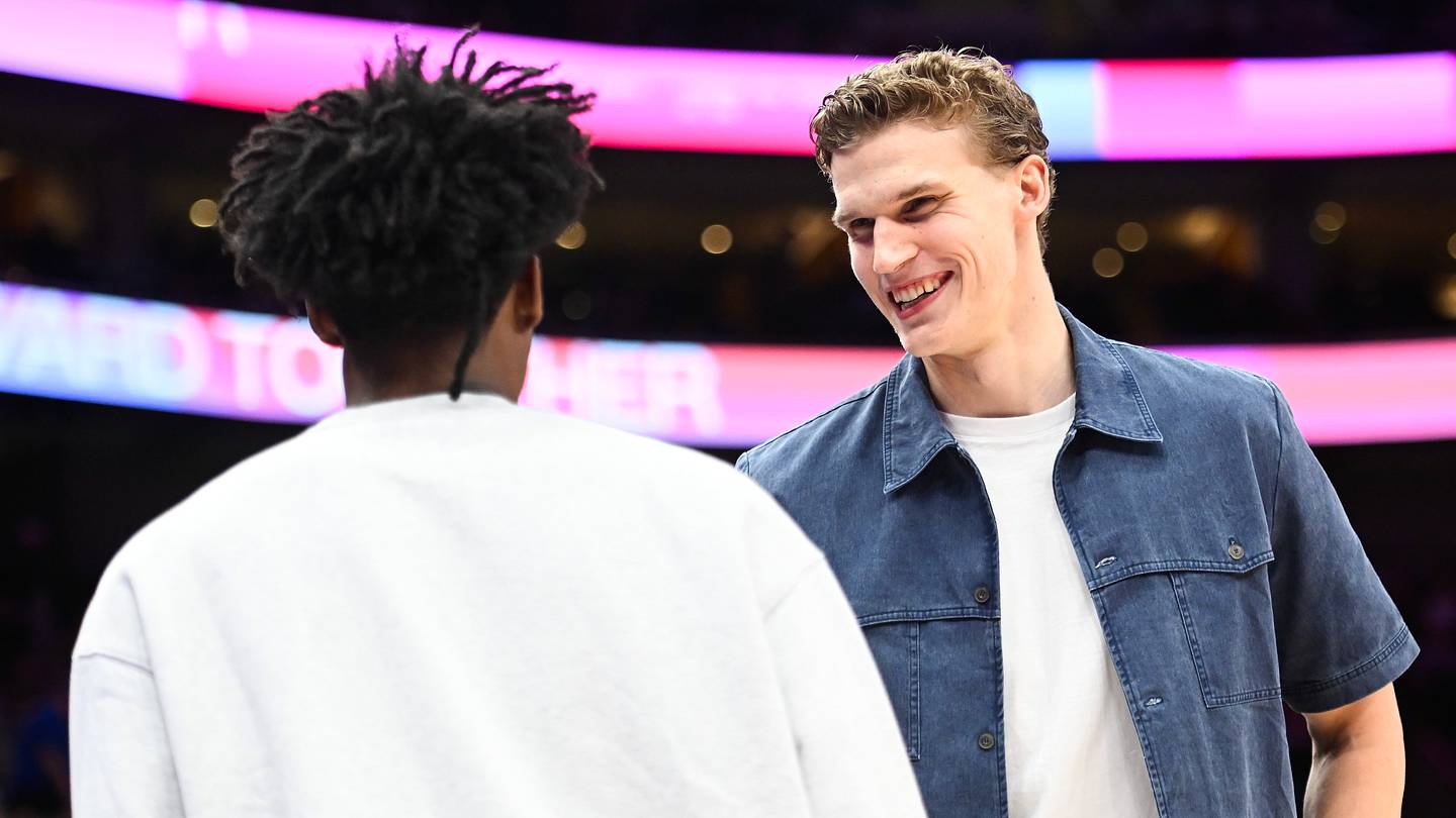 Kevin Love Aims to Mentor Jazz's Young Talent