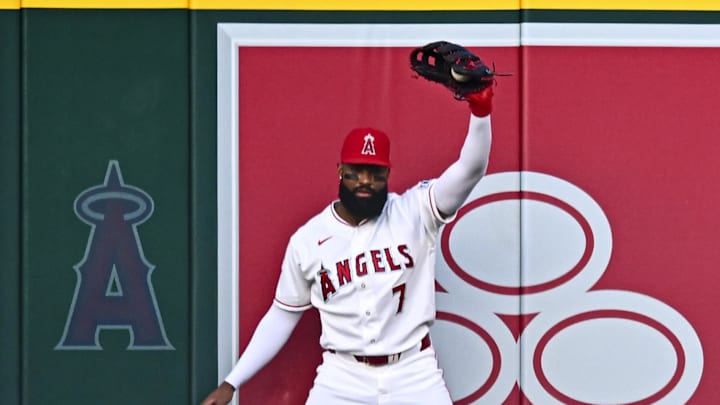 Apr 4, 2026; Anaheim, California, USA; Los Angeles Angels right fielder Jo Adell (7) makes a catch against the Seattle Mariners during the first inning at Angel Stadium. Mandatory Credit: Jonathan Hui-Imagn Images Apr 4, 2026; Anaheim, California, USA; Los Angeles Angels right fielder Jo Adell (7) makes a catch against the Seattle Mariners during the first inning at Angel Stadium. Mandatory Credit: Jonathan Hui-Imagn Images
