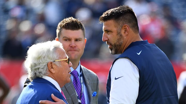 Vrabel is reportedly the favorite to land the Patriots head coaching job.