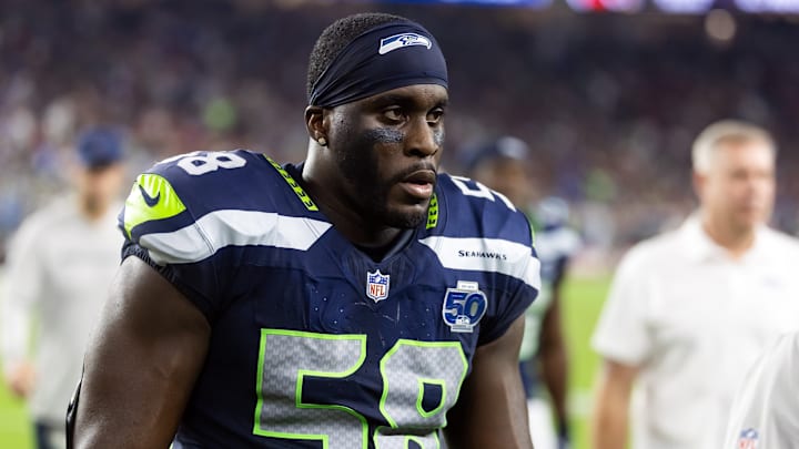 Sep 25, 2025; Glendale, Arizona, USA; Seattle Seahawks linebacker Derick Hall (58) against the Arizona Cardinals at State Farm Stadium. Sep 25, 2025; Glendale, Arizona, USA; Seattle Seahawks linebacker Derick Hall (58) against the Arizona Cardinals at State Farm Stadium.