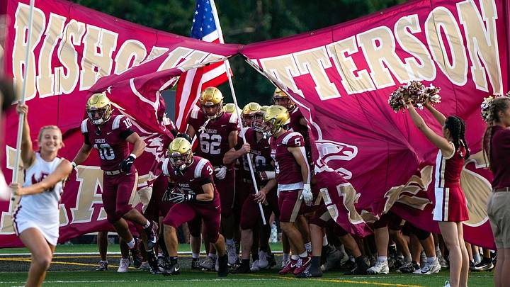 Bishop Watterson shut out St. Francis DeSalles 32-0 on Friday night in Ohio. Bishop Watterson shut out St. Francis DeSalles 32-0 on Friday night in Ohio.