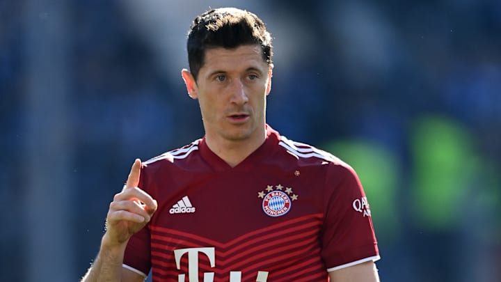 Robert Lewandowski sabe muy bien quien es el N°1 esta temporada.
