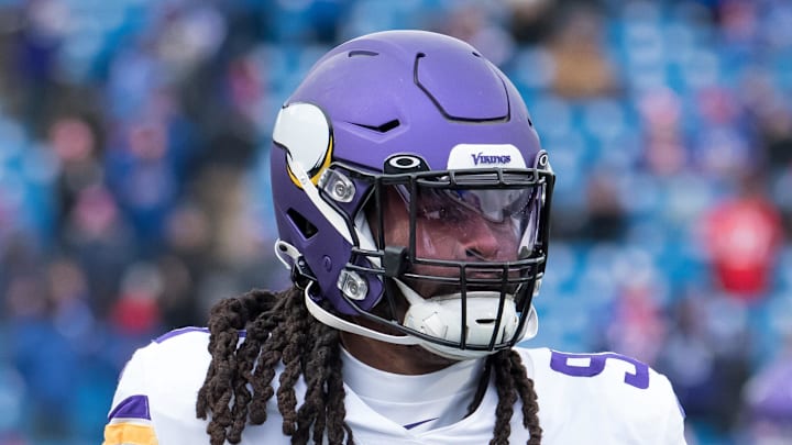 Nov 13, 2022; Orchard Park, New York, USA; Minnesota Vikings linebacker Patrick Jones II (91) warms up before a game against the Buffalo Bills at Highmark Stadium. Mandatory Credit: Mark Konezny-Imagn Images Nov 13, 2022; Orchard Park, New York, USA; Minnesota Vikings linebacker Patrick Jones II (91) warms up before a game against the Buffalo Bills at Highmark Stadium. Mandatory Credit: Mark Konezny-Imagn Images