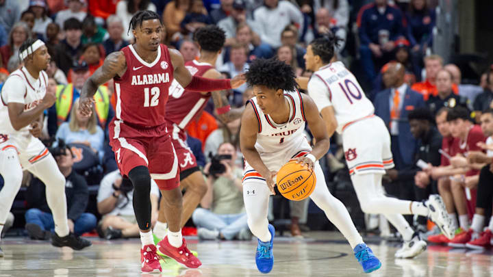 Alabama v Auburn