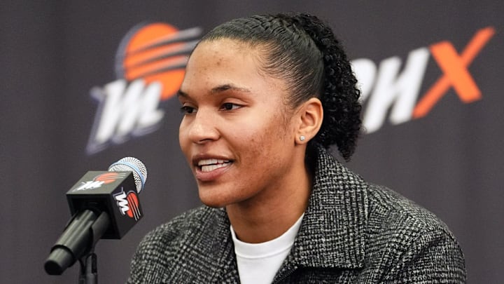 New Phoenix Mercury forward Alyssa Thomas is introduced at a news conference at the Phoenix Mercury's practice facility on Feb. 25, 2025.