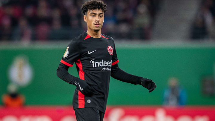 Nathaniel Brown, do Eintracht Frankfurt , está na mira do Real Madrid