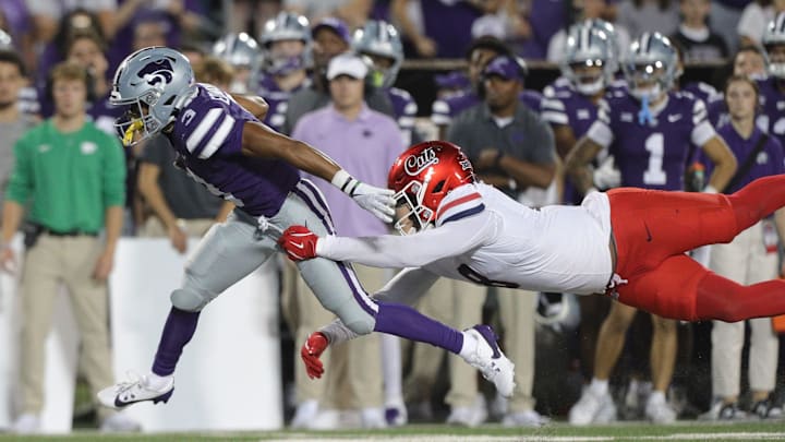 Kansas State running back Dylan Edwards (3) and the Wildcats do not face the Cincinnati Bearcats during the 2025 regular season.