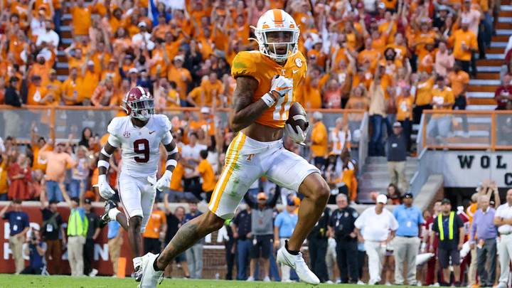Oct 15, 2022; Knoxville, Tennessee, USA; Tennessee Volunteers wide receiver Jalin Hyatt (11) runs for a touchdown against the Alabama Crimson Tide during the second half at Neyland Stadium. Mandatory Credit: Randy Sartin-USA TODAY Sports