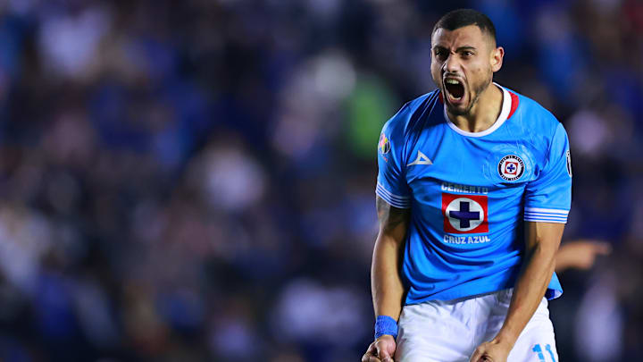 El griego Giorgos Giakoumakis consiguió recortar 2-3 el global a favor de Xolos sobre Cruz Azul