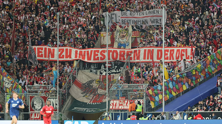 Die Fans protestierten auch am vergangenen Wochenende gegen den geplanten Investoren-Einstieg der DFL Die Fans protestierten auch am vergangenen Wochenende gegen den geplanten Investoren-Einstieg der DFL