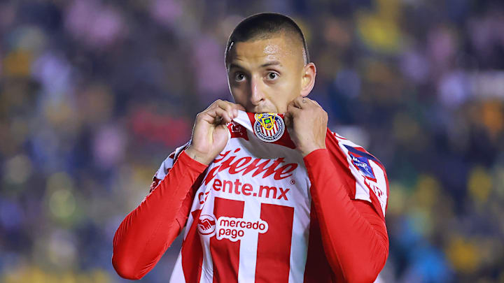 El once ideal de Chivas si ficharan a los mejores jugadores mexicanos de la actualidad 