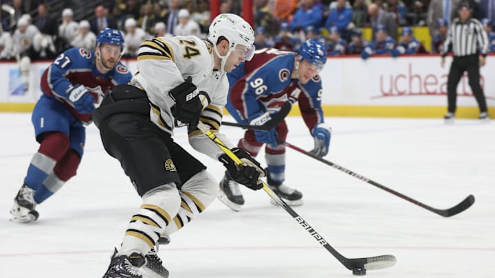 Boston Bruins v Colorado Avalanche
