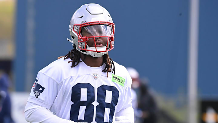 May 11, 2024; Foxborough, MA, USA; New England Patriots tight end Jaheim Bell (88) works out at the New England Patriots rookie camp at Gillette Stadium.  Mandatory Credit: Eric Canha-Imagn Images