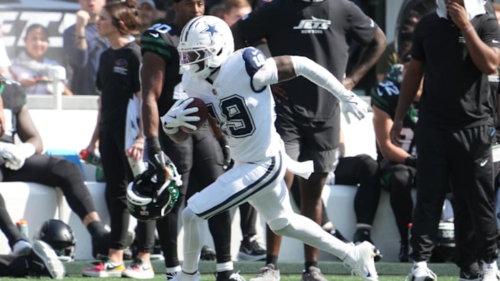Dallas Cowboys wide receiver Ryan Flournoy runs with the ball against the New York Jets.