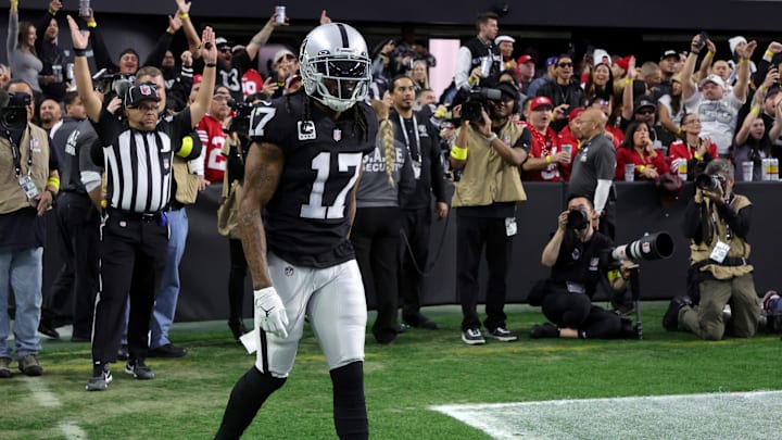 San Francisco 49ers v Las Vegas Raiders
