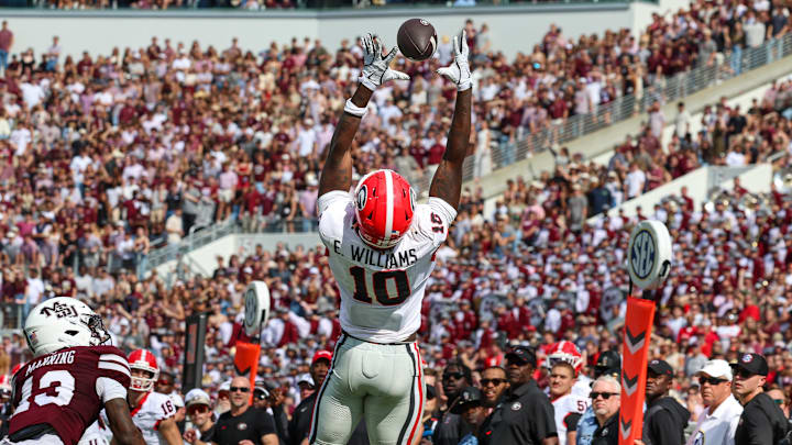 Nov 8, 2025; Starkville, Mississippi, USA; Georgia Bulldogs tight end Elyiss Williams (10) catches the ball against the Mississippi State Bulldogs during the first half at Davis Wade Stadium at Scott Field. Mandatory Credit: Wesley Hale-Imagn Images