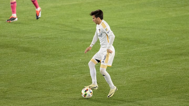 In a recent chat with the EFE Agency, Riqui Puig opened up about his future plans.