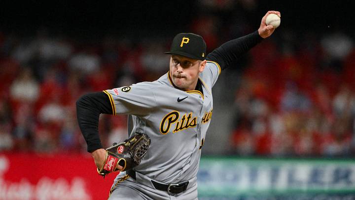 May 20, 2026; St. Louis, Missouri, USA; Pittsburgh Pirates pitcher Evan Sisk (48) pitches against the St. Louis Cardinals during the seventh inning at Busch Stadium. Mandatory Credit: Jeff Curry-Imagn Images May 20, 2026; St. Louis, Missouri, USA; Pittsburgh Pirates pitcher Evan Sisk (48) pitches against the St. Louis Cardinals during the seventh inning at Busch Stadium. Mandatory Credit: Jeff Curry-Imagn Images