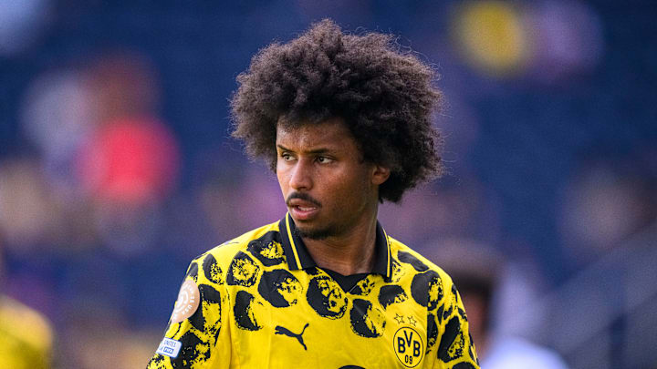 Borussia Dortmund v Ulsan HD FC: Group F - FIFA Club World Cup 2025