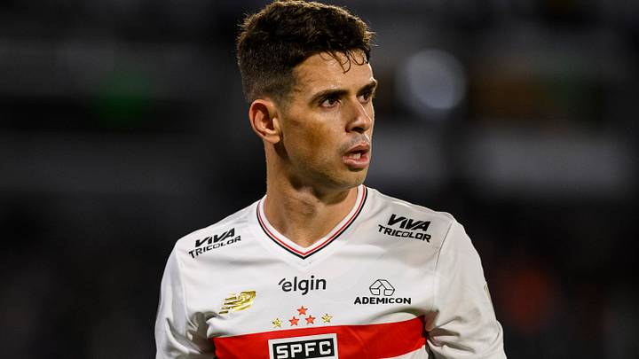 Oscar terá papel central na retomada do São Paulo no Brasileirão Oscar terá papel central na retomada do São Paulo no Brasileirão