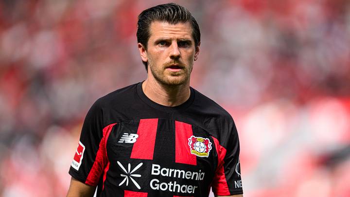 Jonas Hofmann könnte seine Karriere in Saudi-Arabien ausklingen lassen. Jonas Hofmann könnte seine Karriere in Saudi-Arabien ausklingen lassen.