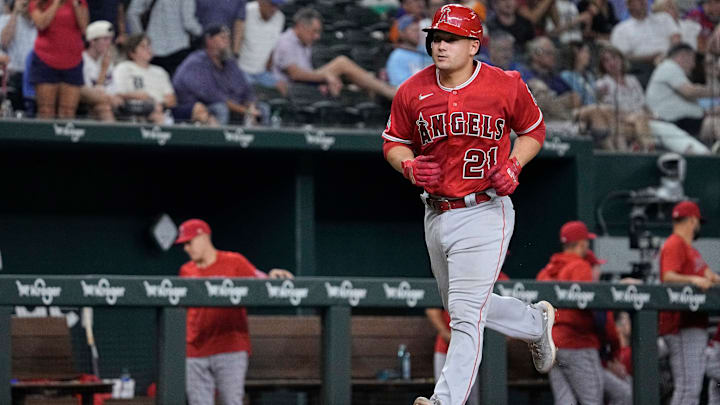 Los Angeles Angels v Texas Rangers