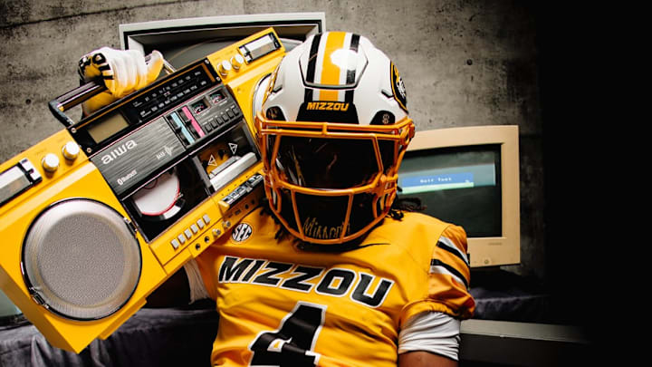 2026 Missouri commit Devyon Hill-Lomax during his official visit 2026 Missouri commit Devyon Hill-Lomax during his official visit