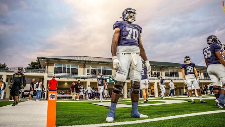 5-Star offensive tackle prospect Ty Haywood