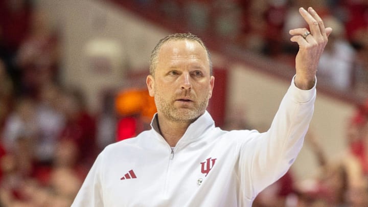 Indiana coach Darian DeVries against Nebraska at Simon Skjodt Assembly Hall.