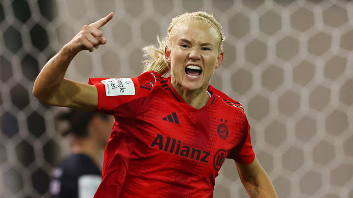 Pernille Harder ist mit sechs Toren die derzeit beste Torschützin des FC Bayern München
