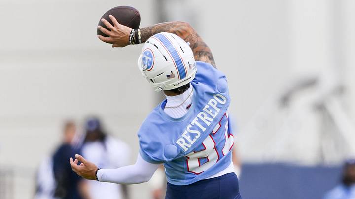 Jun 16, 2026; Nashville, TN, USA; Tennessee Titans wide receiver Xavier Restrepo (87) makes a catch during day 1 of mini-camp at Vanderbilt Health Football Center. Mandatory Credit: Steve Roberts-Imagn Images Jun 16, 2026; Nashville, TN, USA; Tennessee Titans wide receiver Xavier Restrepo (87) makes a catch during day 1 of mini-camp at Vanderbilt Health Football Center. Mandatory Credit: Steve Roberts-Imagn Images