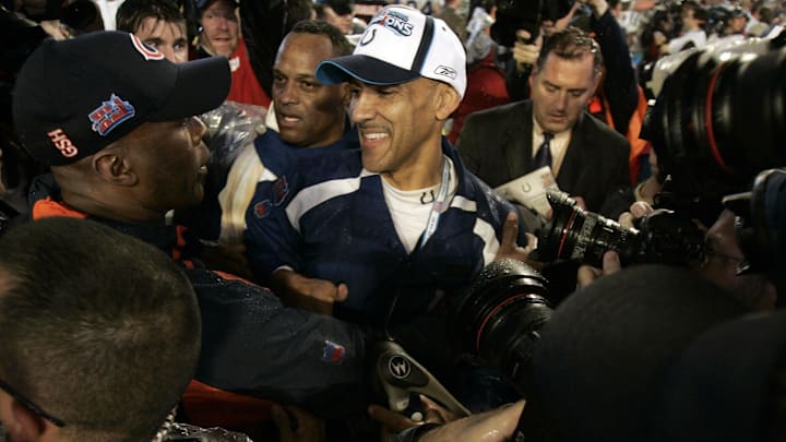 Feb 4, 2007; Miami, FL, USA;  Indianapolis Colts head coach Tony Dungy greets Chicago Bears coach Lovie Smith after the Indianapolis Colts defeated the Chicago Bears 29-17 in Super Bowl XLI at Dolphins Stadium.  Mandatory Credit: Jason Parkhurst-Imagn Images Copyright © 2007 Jason Parkhurst