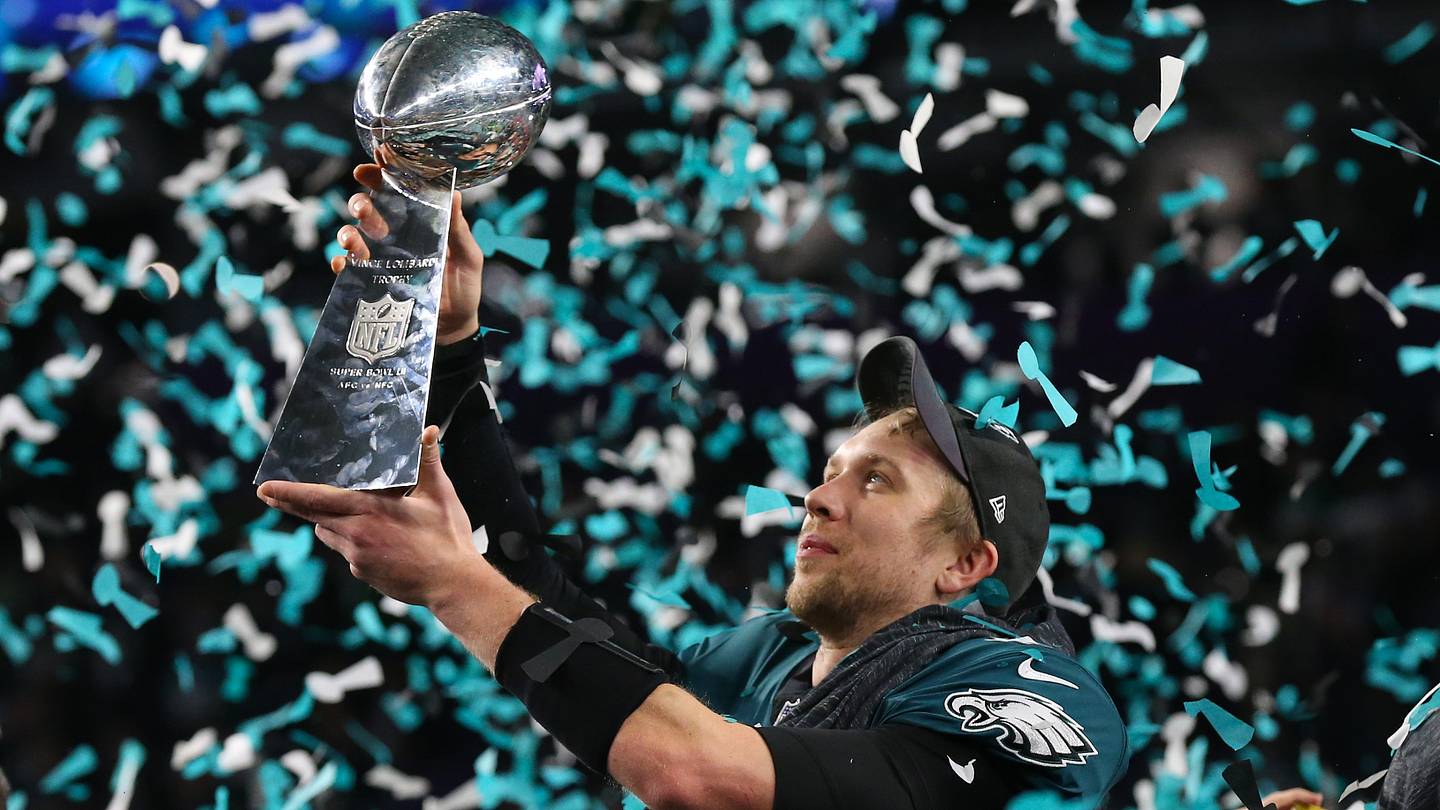 Howie Roseman Is Wrong Comparing Eagles Backup QBs to Nick Foles