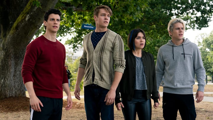 THE ORDER (L to R) ADAM DIMARCO as RANDALL CARPIO, THOMAS ELMS as HAMISH DUKE, DEVERY JACOBS as LILITH BATHORY, and JAKE MANLEY as JACK MORTON in episode 201 of THE ORDER Cr. DANIEL POWER/NETFLIX © 2020