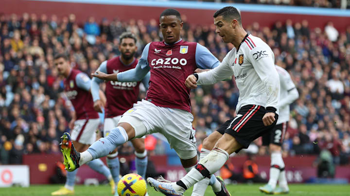 Desta vez em Old Trafford, o United busca se recuperar do revés sofrido para o próprio Aston Villa 