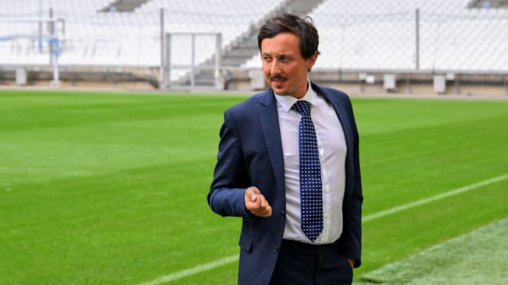 Pablo Longoria a un plan.