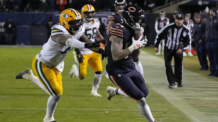 Jan 10, 2026; Chicago, IL, USA; Chicago Bears tight end Colston Loveland (84) runs after the catch as Green Bay Packers linebacker Quay Walker (7) defends during the second half of an NFC Wild Card Round game at Soldier Field. Mandatory Credit: David Banks-Imagn Images Jan 10, 2026; Chicago, IL, USA; Chicago Bears tight end Colston Loveland (84) runs after the catch as Green Bay Packers linebacker Quay Walker (7) defends during the second half of an NFC Wild Card Round game at Soldier Field. Mandatory Credit: David Banks-Imagn Images