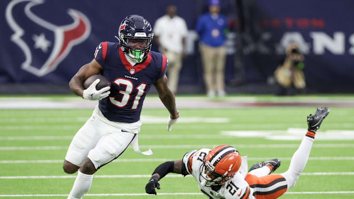Houston Texans running back Dameon Pierce (31).