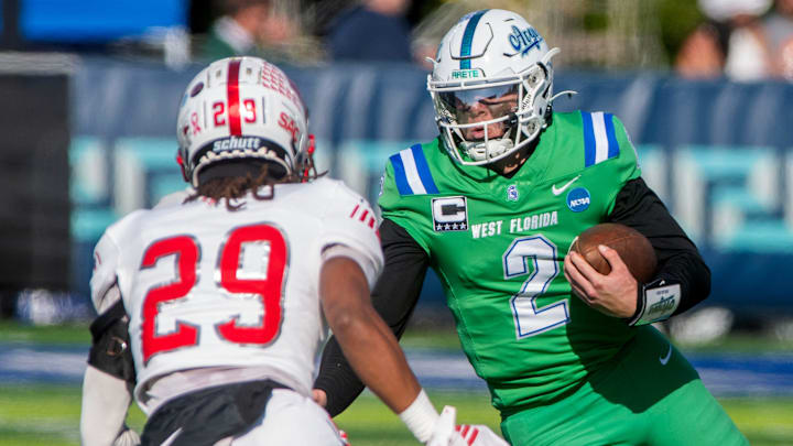 West Florida Argo Marcus Stokes runs down field during the NCAA Division II Playoffs against the Newberry Wolves Saturday, Nov. 29, 2025 at PenAir Field. The Newberry Wolves went on to beat the West Florida Argos 24-17.